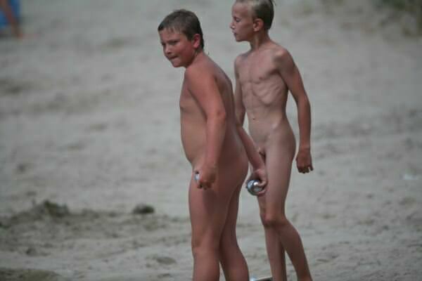 FKK photo family nudism FKK photo family nudism